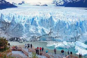 DÍA 8 – EL CALAFATE | GLACIAR PERITO MORENO + SAFARI NÁUTICO
