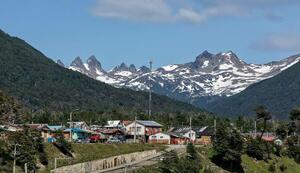 DÍA 10 – PUNTA ARENAS | VUELO A PUERTO WILLIAMS | ISLA NAVARINO