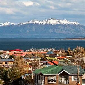 DIA 10 – PUERTO VARAS|TRASLADO AL AEROPUERTO DE PUERTO MONTT y VUELO A PUERTO NATALES, LLEGADA Y ALOJAMIENTO